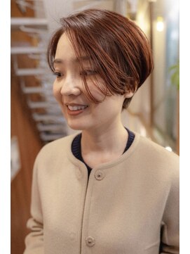 イーズ 鎌倉(e's) 《e'sイーズ鎌倉》前髪の毛流れが美しいハンサムショートヘア