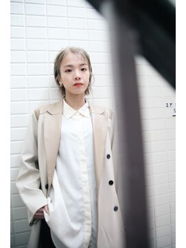 チックタック トアウエスト(TICK-TOCK Torwest) 【TICK-TOCK】ハイトーンベージュ/ショートカット