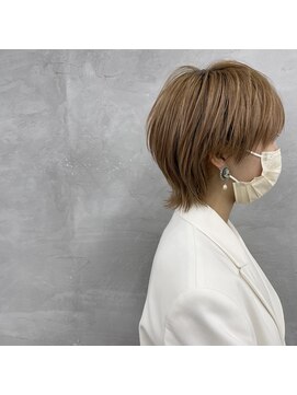 エモ(emo.) マッシュウルフ