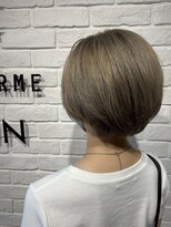 ヘア スパ ビューティー エールフォルム(HAIR SPA BEAUTY YELLFORME)&nbsp;ショートボブ×シルバーグレージュ