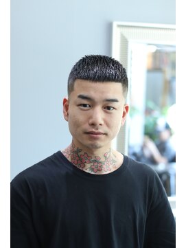 エーピーティートアウエスト(APT. TOR WEST) crop style