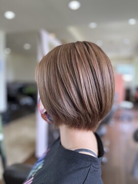 フルールアミー(fleur ami) ショートボブ