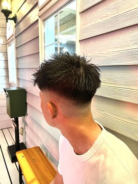 スタンドバーバー 柏(STAND BARBER) カルマパーマ/ベリーショート/ダークアッシュ/ニュアンスパーマ