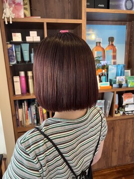 ルーム(Room) ピンクブラウン/艶カラー/切りっぱなしボブ/ブリーチなしカラー