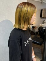 フェリア 梅田(FERIA)&nbsp;ブラウンルーツ×イエロー