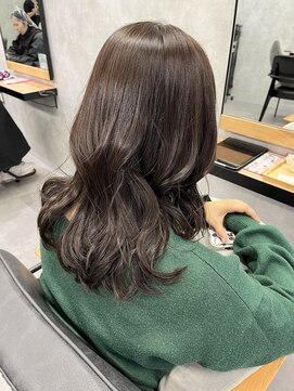 クラン 岡本(Chlan) オリーブベージュ×韓国風くびれ巻き