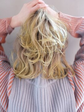 シオン(shion) 似合わせカットウェーブエンドカラー_ba500961