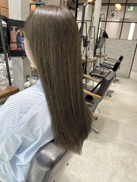 フェリア 渋谷(Feria) 【Feria】 オリーブグレージュ  福田沙也加