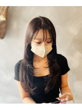 クラシカ(classika) 柔らかい透明感で魅せる＊グレージュカラー × レイヤースタイル