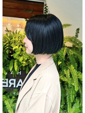 スクエアウーノ 博多(SQUARE*UNO HAKATA) 洗練された印象を叶える、凛とした黒髪ボブ★髪質改善/ボブ