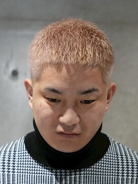 メッツ 原宿(METS) MEN'S/ハイトーン×バズカット×フェード/短髪/テーパーフェード