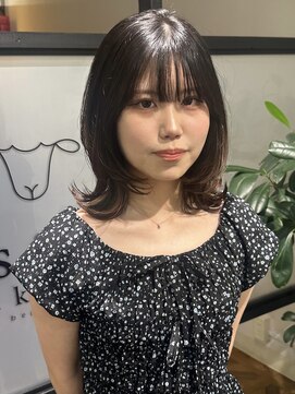 エストアール フクオカ 福岡博多店(est-r. Fukuoka) ミディアムレイヤー/くびれ巻き/韓国ヘア/博多