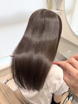 キュア 池袋(CURE)&nbsp;9トーンブリーチなしヘーゼルベージュ×髪質改善ストレート #120