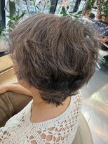 ヘアーリゾートフェニックス&nbsp;ナチュラル米カラー　ボルドー