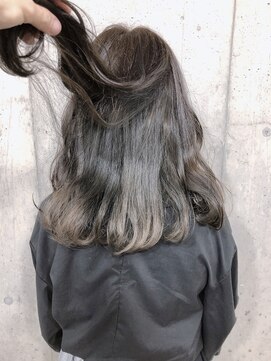 サロンドミルク 原宿(salon de MiLK) グレージュ＆インナーカラーシルバーグレー