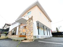 駐車場は幅も広く、7台駐車可能です☆