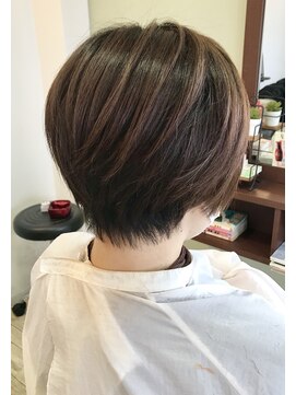 ヘアーズ ジール(hair's Zeal) 大人女子☆ショート