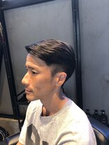 カレンズオブスタイル(CURRENNS OF STYLE)&nbsp;サイドパート　フェードカット
