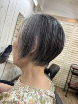 ディエス ヘアデザイン 能見台(diez hair design) 白髪ショートボブ!