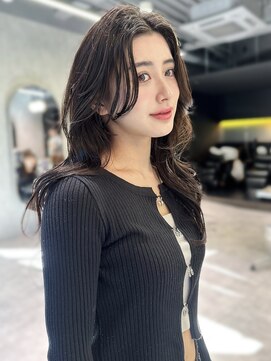 シティ(CITY) レイヤーカット かきあげ前髪 韓国風レイヤー くびれ巻き