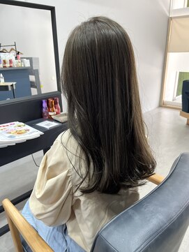 チーク(CHiiK) グレージュ