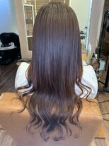 プリュム(Plume)&nbsp;無造作ウェーブ×アッシュブラウン20代30代40代大人可愛いロング