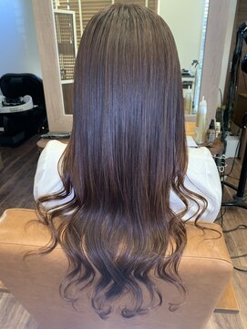 プリュム(Plume) 無造作ウェーブ×アッシュブラウン20代30代40代大人可愛いロング