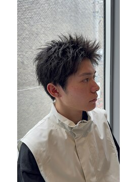 ステラ(STELLA) 黒髪スパイキーショート