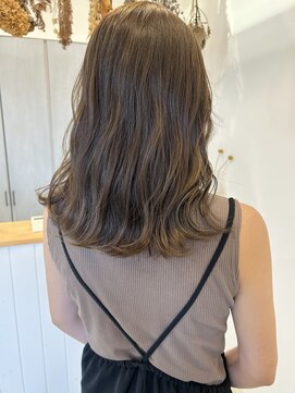 ナギ 栃木(nagi) オリーブベージュ