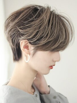 ルアン 上通り(ruen) 毛流れ　くびれショート　ruen 熊本　田口紗羅