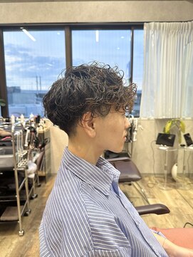 イット(it.) 波巻きスパイラルパーマ