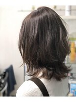 カットハウスソーソー(cut house SO-SO)&nbsp;外ハネミディアムレイヤー