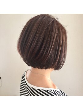 ロストシティ 横浜(LOST CITY) 前下がりショートボブ【横浜】