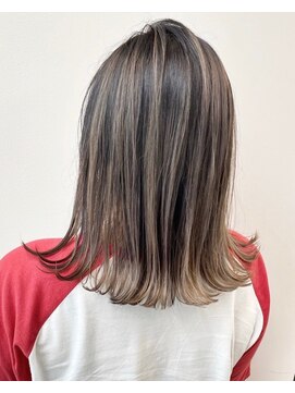 シエスタ バイ アンブルリュクス(siesta by amble luxe) 筋感☆バレイヤージュ