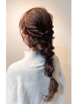 カルナ(Caluna) ヘアアレンジ