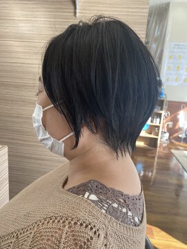 アローズソワン(HELLO'S SOIN) おしゃれな大人女性はショートスタイル