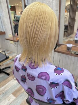 オーフェス 福島店(AUFES) ブロンドショートウルフ