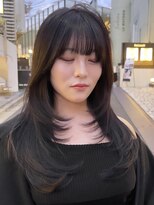 ユニ 表参道(uni)&nbsp;10代20代30代/韓国風くびれレイヤーカット/ヨシンモリエギョモリ