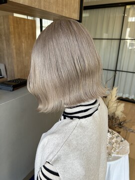 リード 大府店(LEAD) ホワイトミルクティーブロンド