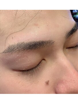 アンチェ(Anche) メンズ眉