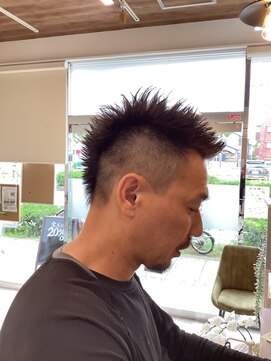 サンセリテ(Sincerite) 30代40代男性/ワイルド/ソフトモヒカンスッキリスタイル