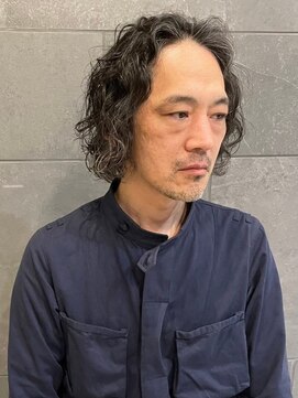 ディスコネクト(DISCO-N-NECT) ニュアンスパーマ　アップバング　爽やか　30代40代