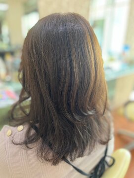 アークスヘアー 20代30代40代髪質改善カラーカーキベージュゆるふわ艶感