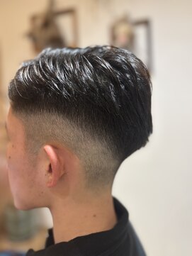 ヘアルーム ランカ(Hair Room LANKA) フェードカット