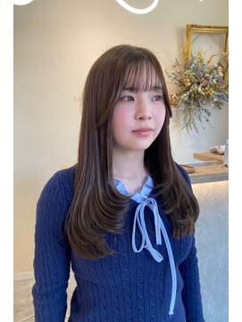 シアエミュー 新越谷店(SHEER emu) オリーブベージュ×レイヤーカット