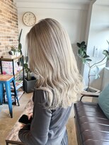 ソル ヘアー デザイン(SOL HAIR DESIGN)&nbsp;ホワイトベージュ