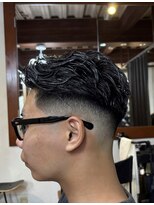 ヘアークリエイ トポライトウィロー 烏丸(Hair Create Polite willow) メンズパーマスタイル