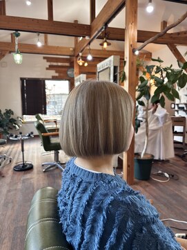 チェリーコークガーデン(CHERRYCOKEGARDEN) ミルクティーベージュ×ボブ