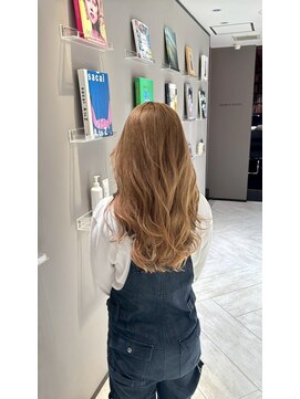 アース エレガンス 吉祥寺店(EARTH Elegance) ハイトーンをきれいに見せる、コテ巻きパーマ