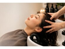 【 STEP2 】hairmake3の《頭皮ケア》はここが違う！癒しだけでは終わらない“イーラルキュア”のご紹介